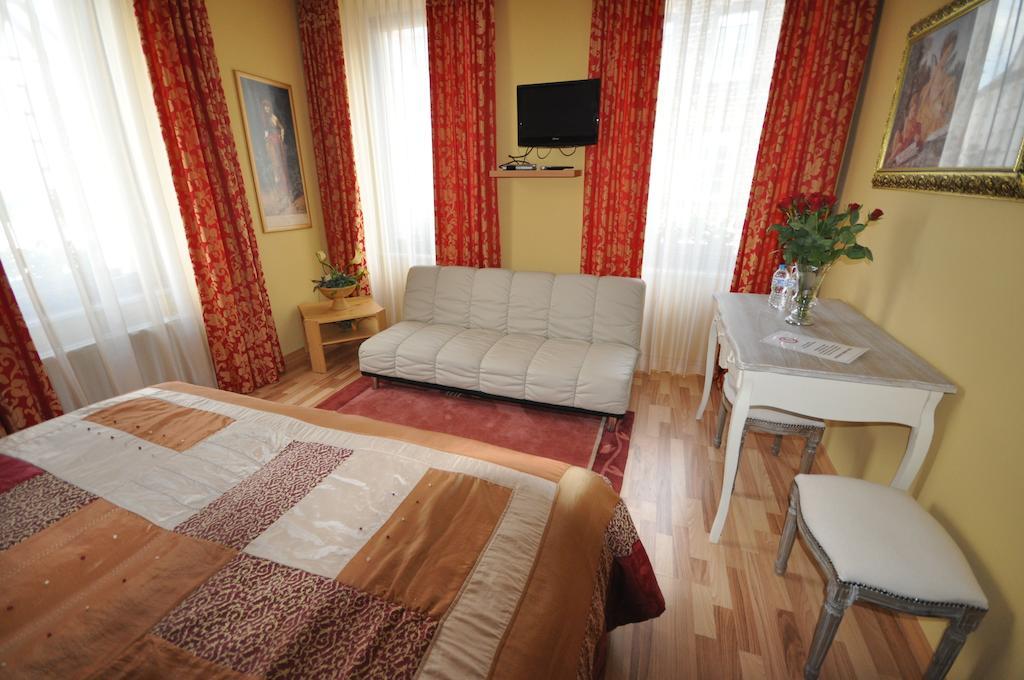 Hotel Restaurant "Athen" Munstermaifeld Экстерьер фото